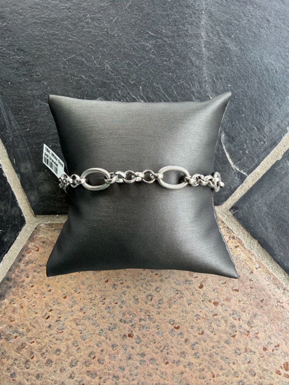 18kt White Gold Link Bracelet - Oval & Round Chain 8” long